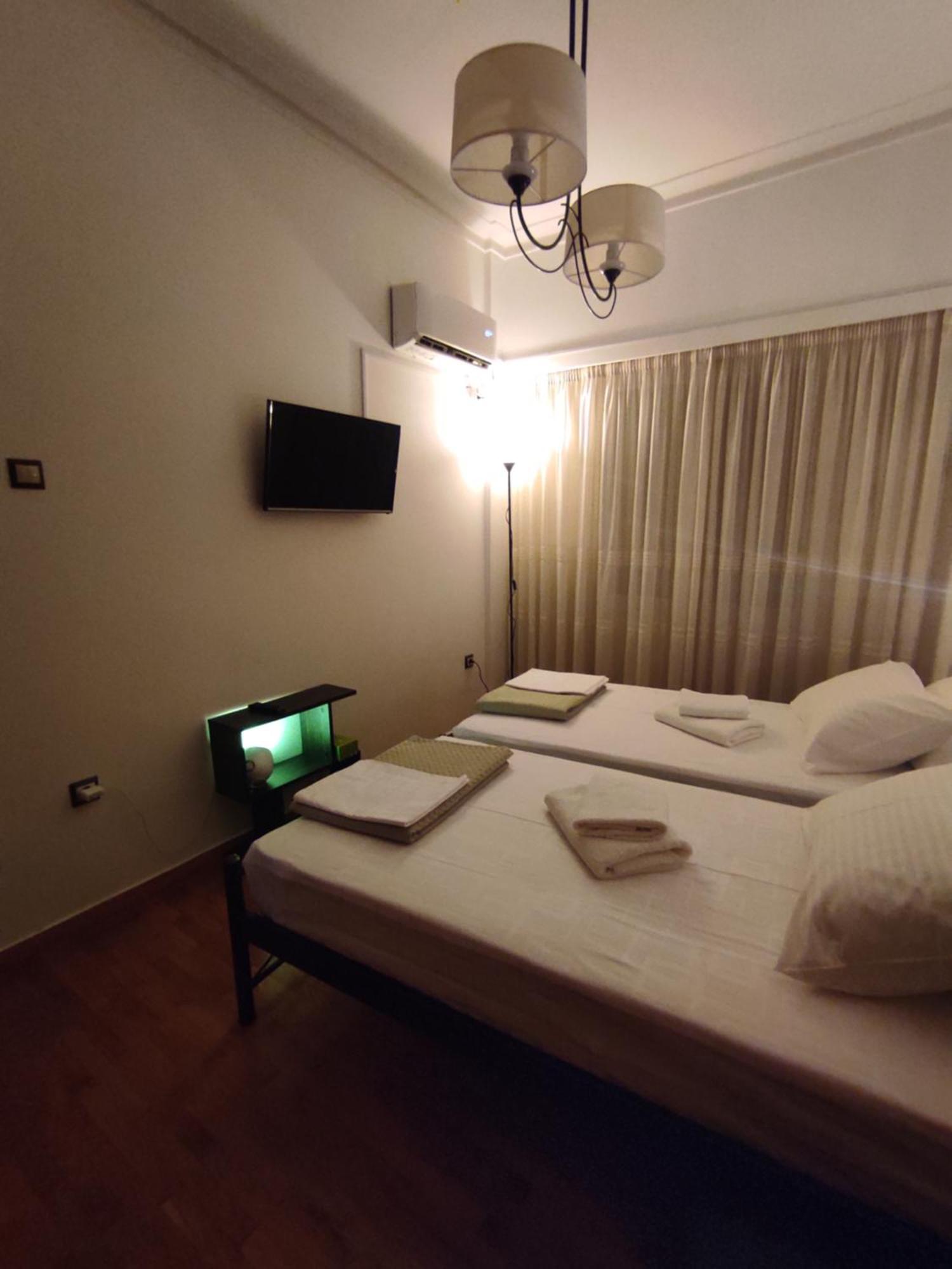 Cosy Apartment On Dragon Street Athen Eksteriør billede