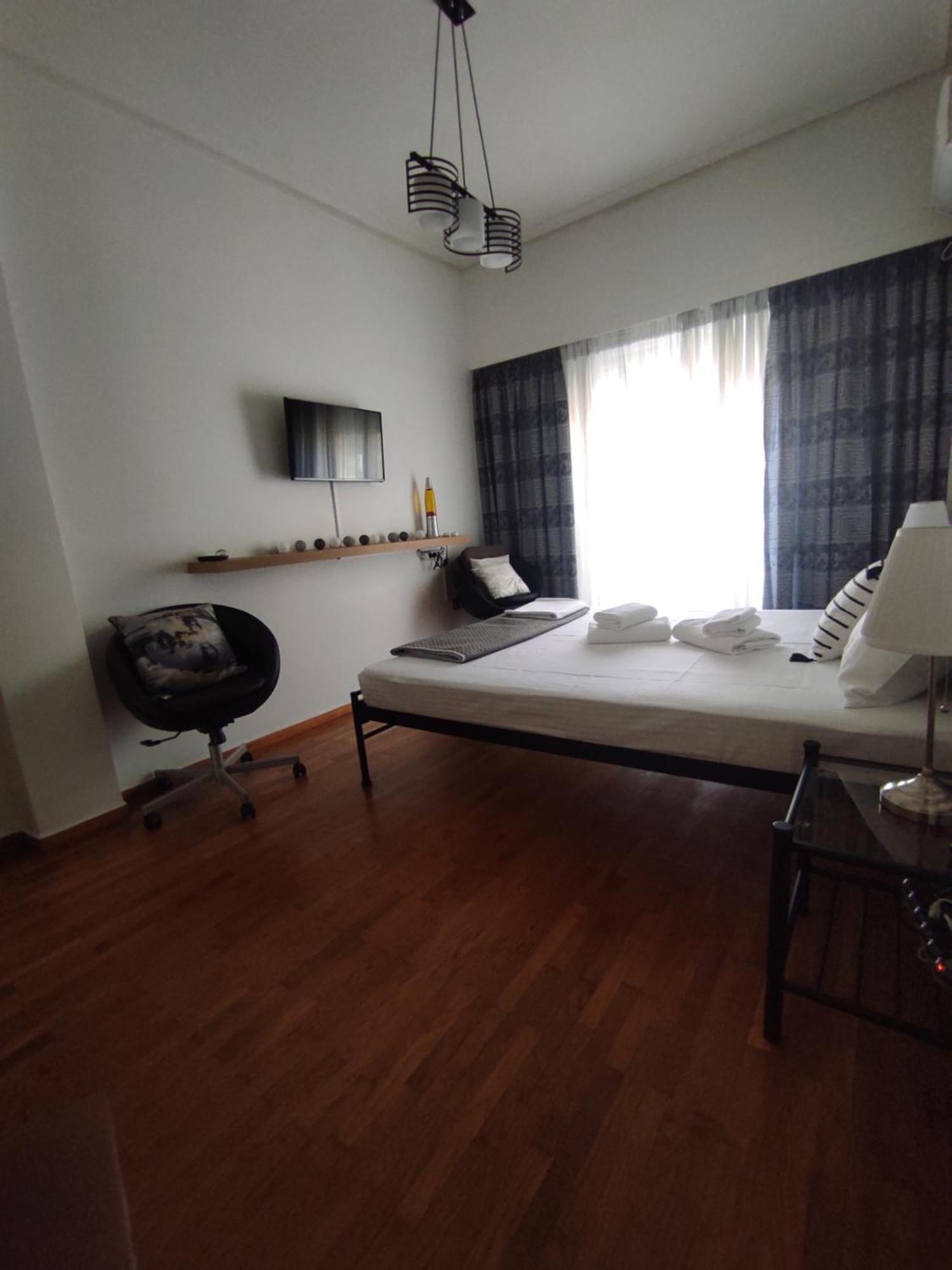 Cosy Apartment On Dragon Street Athen Eksteriør billede