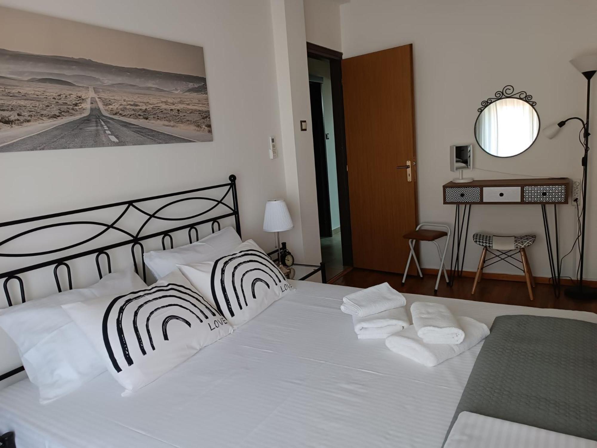 Cosy Apartment On Dragon Street Athen Eksteriør billede