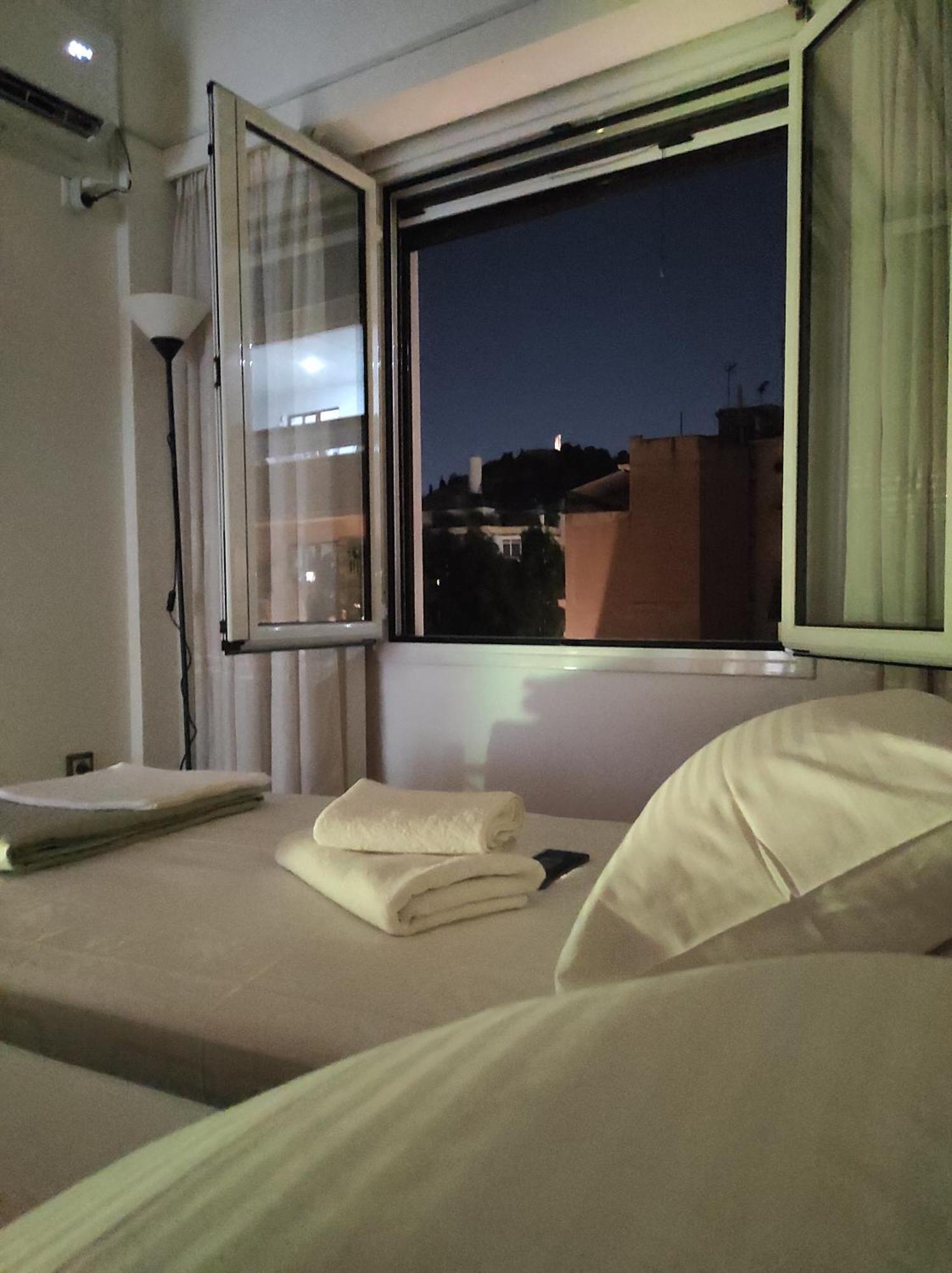 Cosy Apartment On Dragon Street Athen Eksteriør billede